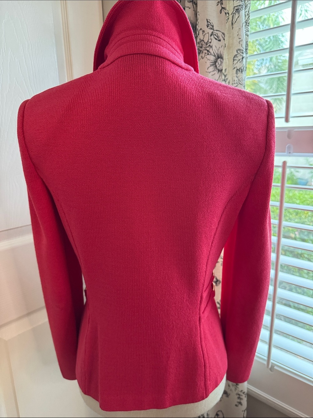 St. John Pink Women’s Fitted Knit Blazer - Picture 6 of 13